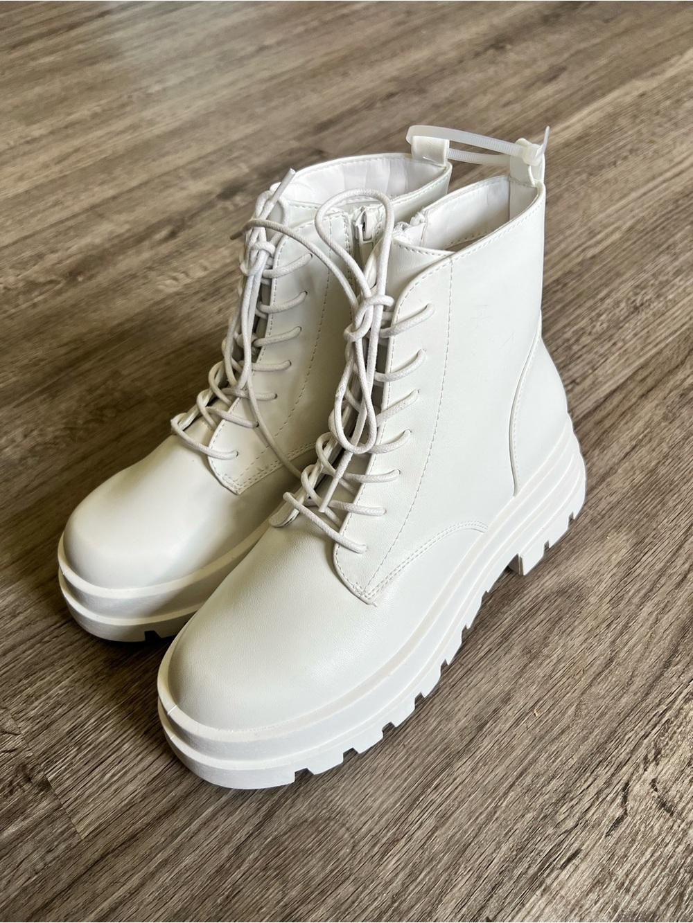 Dirty Laundry White Women's Lace-Up Platform Combat Boots